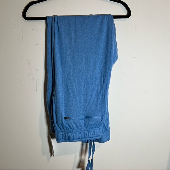 Cubavera Men Solid Double Knit Jogger Pants - Picture 7 of 8